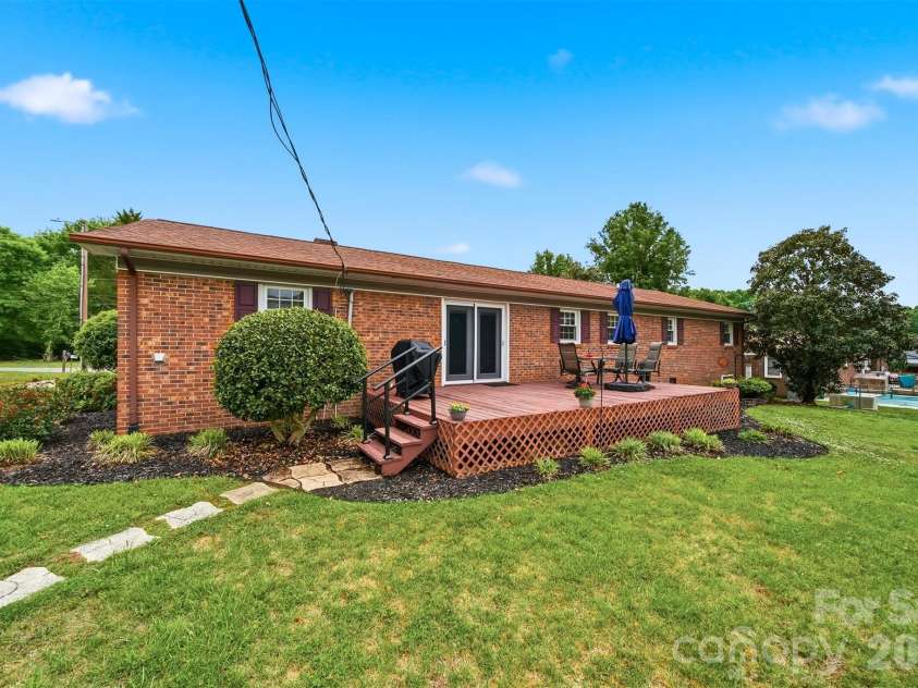 190 Dixie Trail Drive, Forest City, NC 28043.  MLS# CAR4375964, YatesRealty ID 20394. 