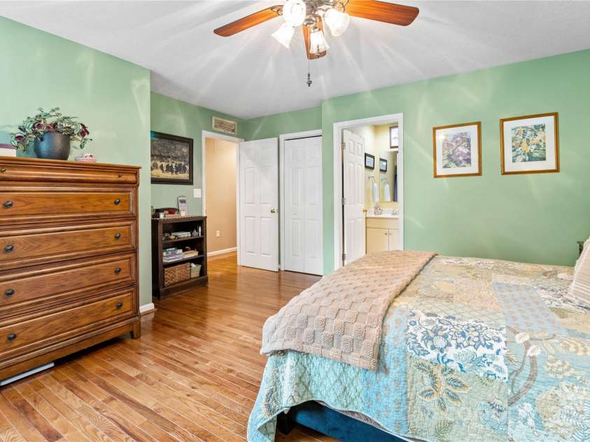 4 Orchard Place, Weaverville, NC 28787.  MLS# CAR4269872, YatesRealty ID 20394. 