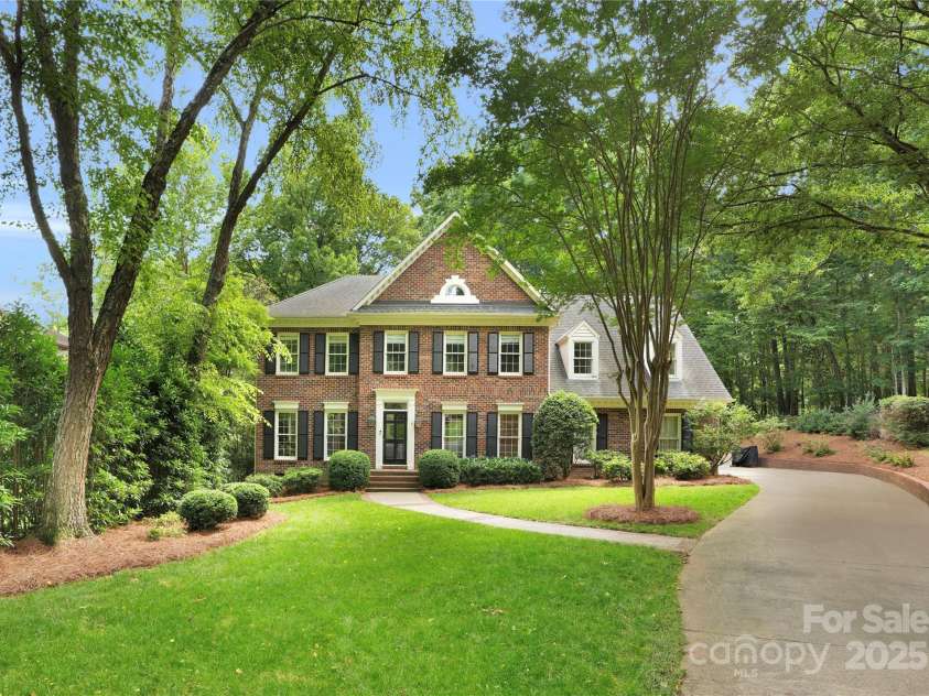 2432 Hartmill Court, Charlotte, NC 28226.  MLS# CAR4269601, YatesRealty ID 20395. 