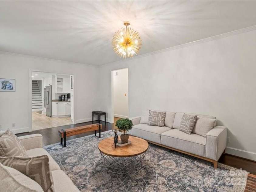 2432 Hartmill Court, Charlotte, NC 28226.  MLS# CAR4269601, YatesRealty ID 20395. 