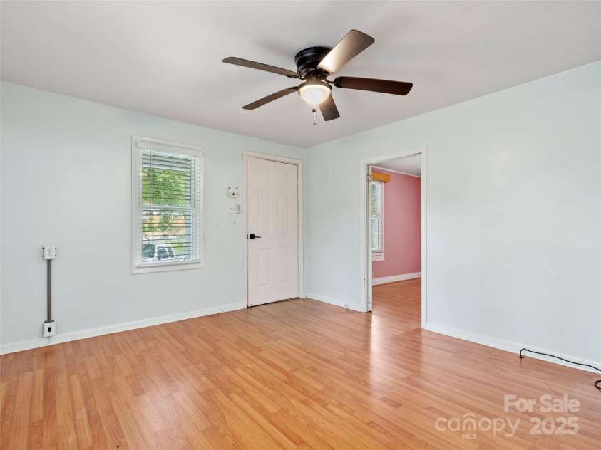 944 Georges Fork Road, Burnsville, NC 28714.  MLS# CAR4228437, YatesRealty ID 20395. 