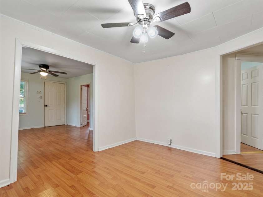 944 Georges Fork Road, Burnsville, NC 28714.  MLS# CAR4228437, YatesRealty ID 20395. 