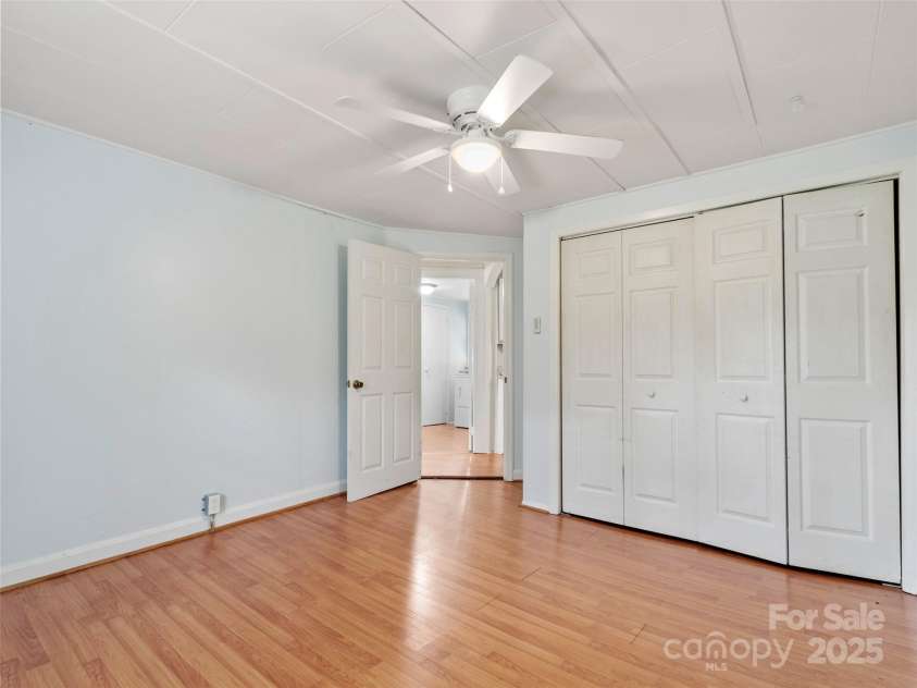 944 Georges Fork Road, Burnsville, NC 28714.  MLS# CAR4228437, YatesRealty ID 20395. 