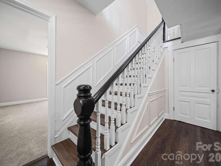 908 Jackson Street, Salisbury, NC 28144.  MLS# CAR4372782, YatesRealty ID 20396. 