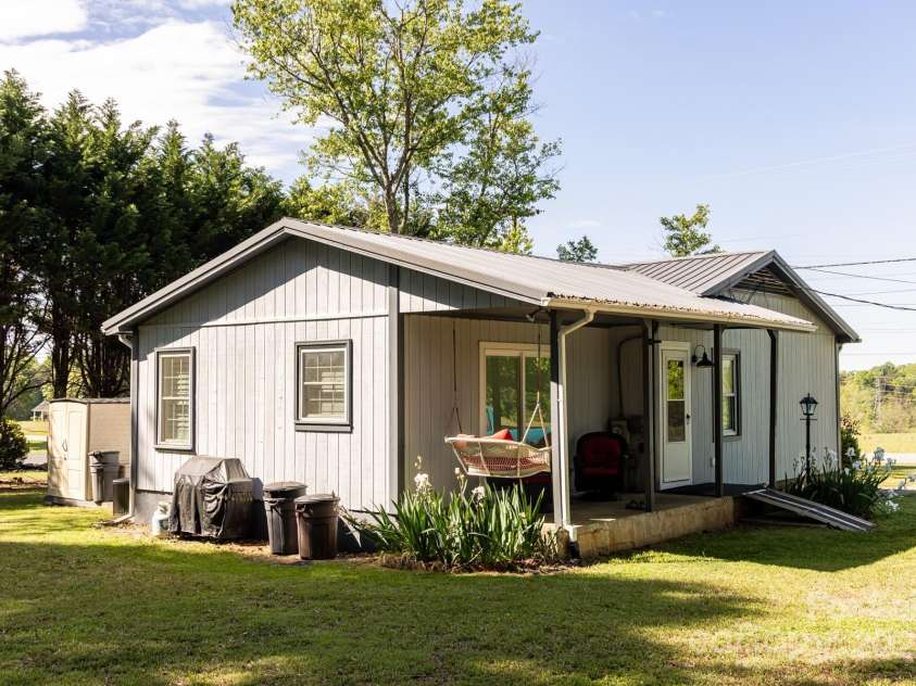 5014 Oxford School Road, Claremont, NC 28610.  MLS# CAR4253899, YatesRealty ID 20397. 