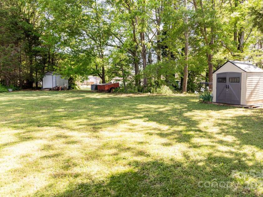 5014 Oxford School Road, Claremont, NC 28610.  MLS# CAR4253899, YatesRealty ID 20397. 