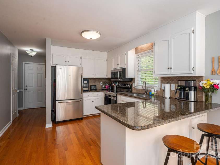 107 Ingonish Drive, Gastonia, NC 28056.  MLS# CAR4261265, YatesRealty ID 20398. 