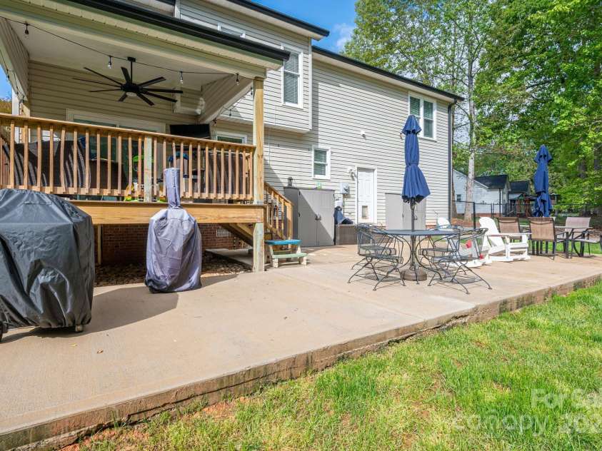 107 Ingonish Drive, Gastonia, NC 28056.  MLS# CAR4261265, YatesRealty ID 20398. 