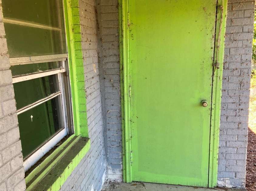 1660 Windsor Street, Orangeburg, SC 29115.  MLS# CAR4358102, YatesRealty ID 20398. 
