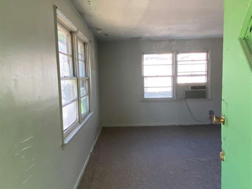 1660 Windsor Street, Orangeburg, SC 29115.  MLS# CAR4358102, YatesRealty ID 20398. 