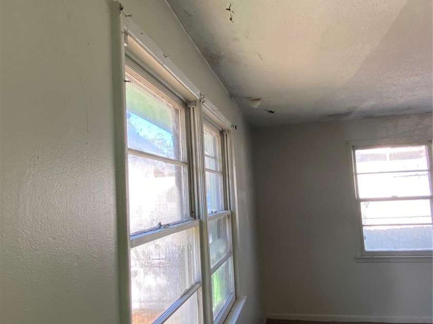 1660 Windsor Street, Orangeburg, SC 29115.  MLS# CAR4358102, YatesRealty ID 20398. 
