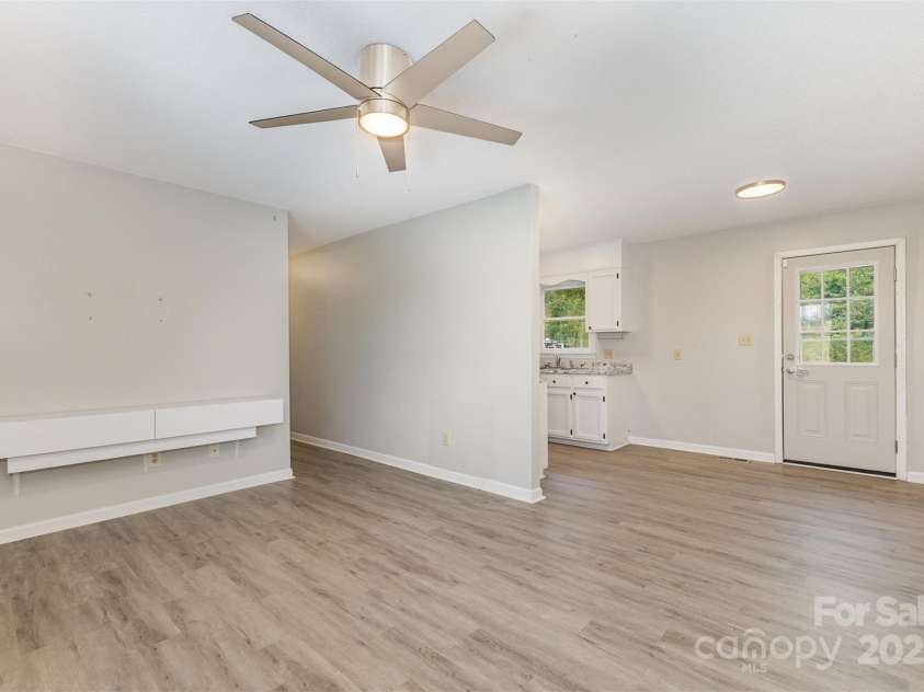 1310 Love Road, Clover, SC 29710.  MLS# CAR4305964, YatesRealty ID 204. 