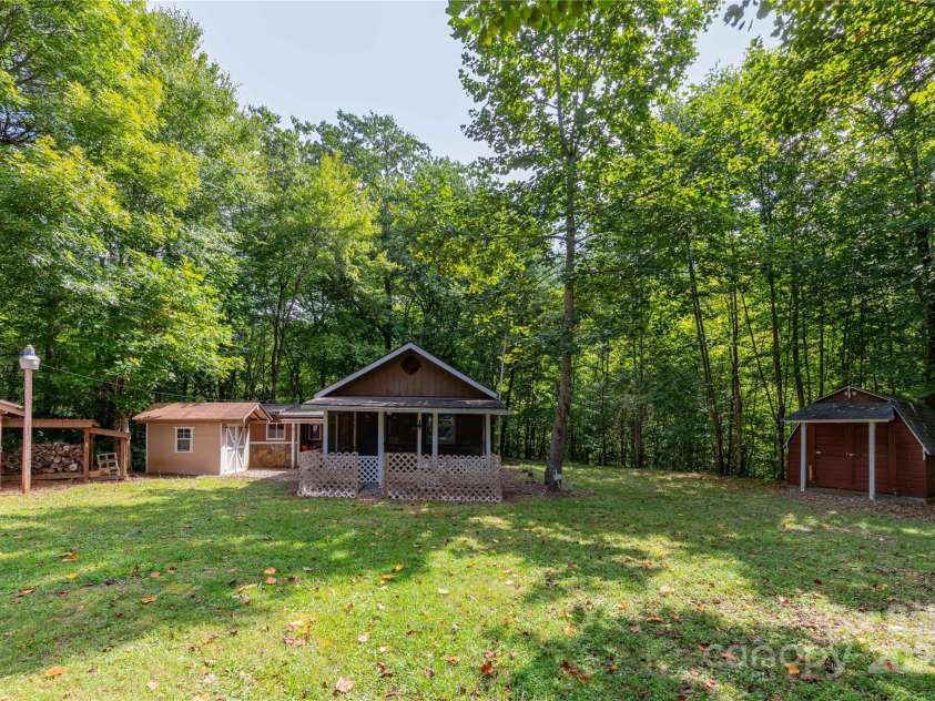 26 Stable Road, Bryson City, NC 28713.  MLS# CAR4182565, YatesRealty ID 204. 