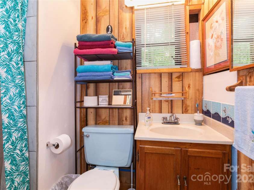 26 Stable Road, Bryson City, NC 28713.  MLS# CAR4182565, YatesRealty ID 204. 