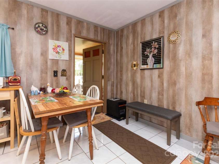 26 Stable Road, Bryson City, NC 28713.  MLS# CAR4182565, YatesRealty ID 204. 