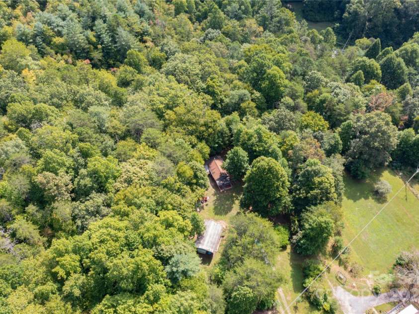 26 Stable Road, Bryson City, NC 28713.  MLS# CAR4182565, YatesRealty ID 204. 
