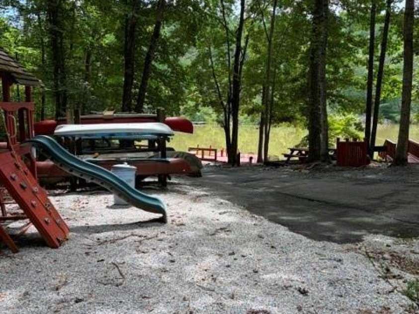 106 Lake Terrace Drive, Nebo, NC 28761.  MLS# CAR4302571, YatesRealty ID 2040. Community Area
