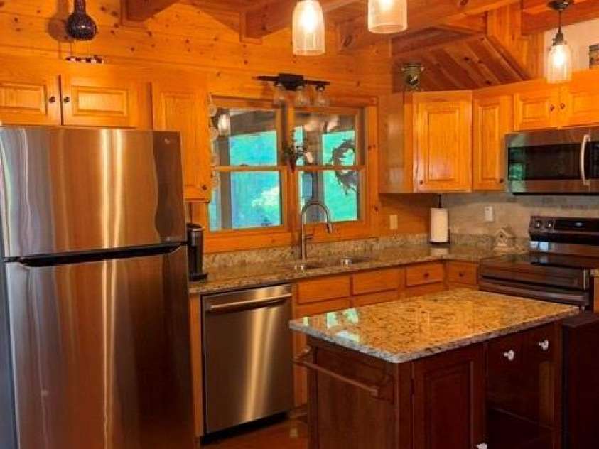 106 Lake Terrace Drive, Nebo, NC 28761.  MLS# CAR4302571, YatesRealty ID 2040. Kitchen