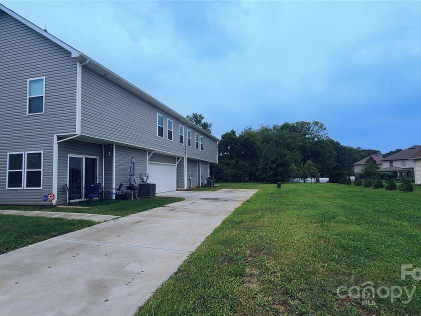 14727 Choate Circle, Charlotte, NC 28273.  MLS# CAR4287456, YatesRealty ID 20400. Long driveway! And Garage #2