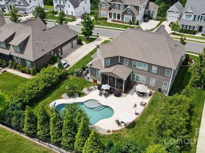 220 Forsythia Lane, Tega Cay, SC 29708.  MLS# CAR4257407, YatesRealty ID 20401. 