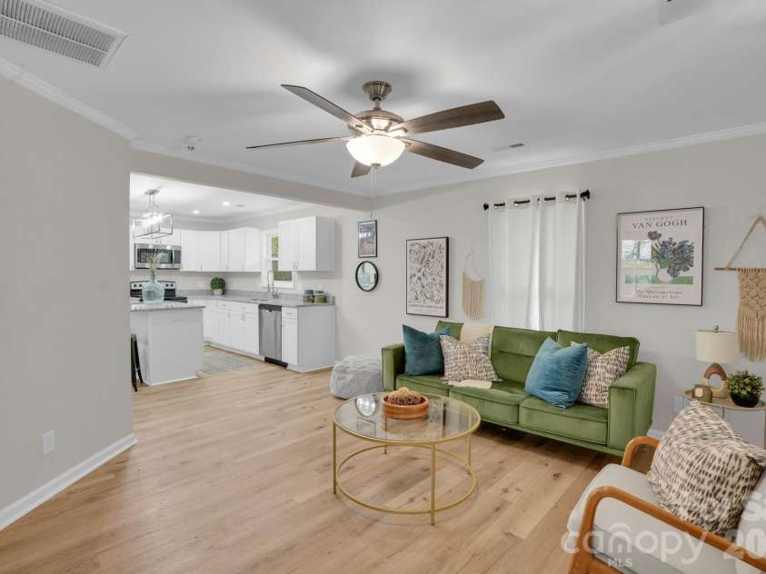 280 Buffalo Avenue, Concord, NC 28025.  MLS# CAR4361485, YatesRealty ID 20401. Family Room