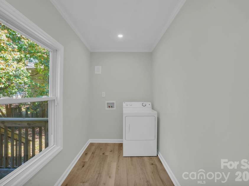 280 Buffalo Avenue, Concord, NC 28025.  MLS# CAR4361485, YatesRealty ID 20401. Laundry