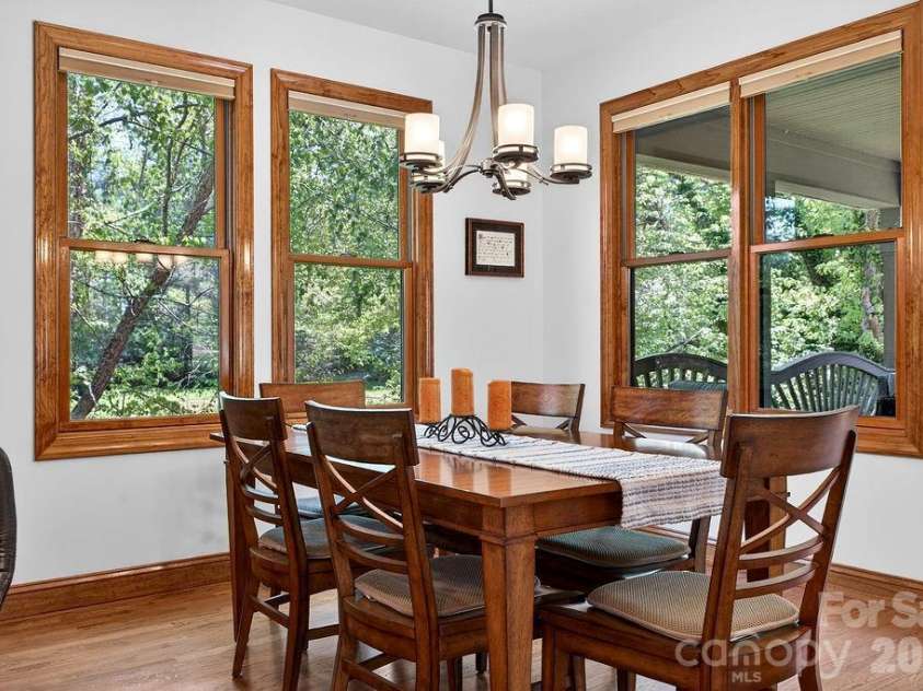 24 Triple Fairways Drive, Hendersonville, NC 28739.  MLS# CAR4372971, YatesRealty ID 20402. 