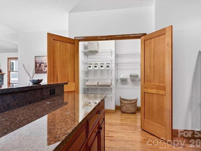 24 Triple Fairways Drive, Hendersonville, NC 28739.  MLS# CAR4372971, YatesRealty ID 20402. 