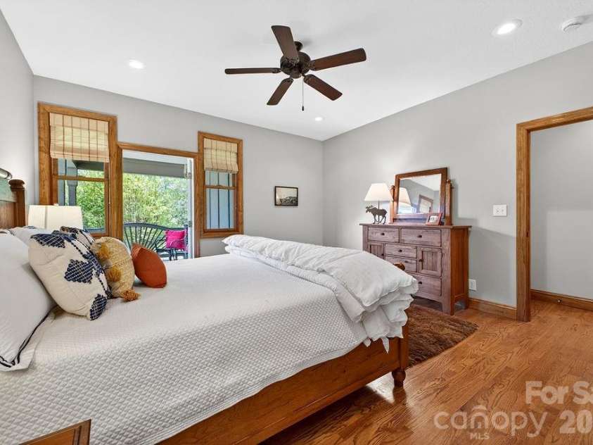 24 Triple Fairways Drive, Hendersonville, NC 28739.  MLS# CAR4372971, YatesRealty ID 20402. 