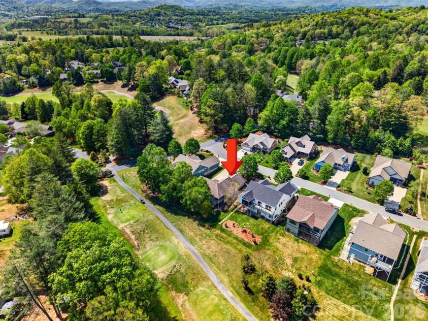 24 Triple Fairways Drive, Hendersonville, NC 28739.  MLS# CAR4372971, YatesRealty ID 20402. 