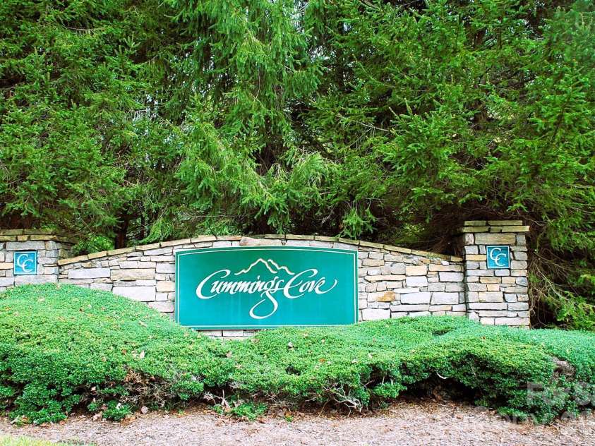 24 Triple Fairways Drive, Hendersonville, NC 28739.  MLS# CAR4372971, YatesRealty ID 20402. 