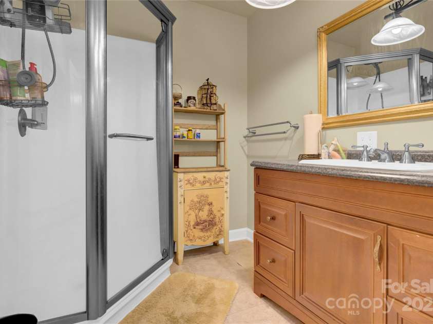 267 Ikerd Drive, Concord, NC 28025.  MLS# CAR4264417, YatesRealty ID 20402. Full Bath on 2nd Floor