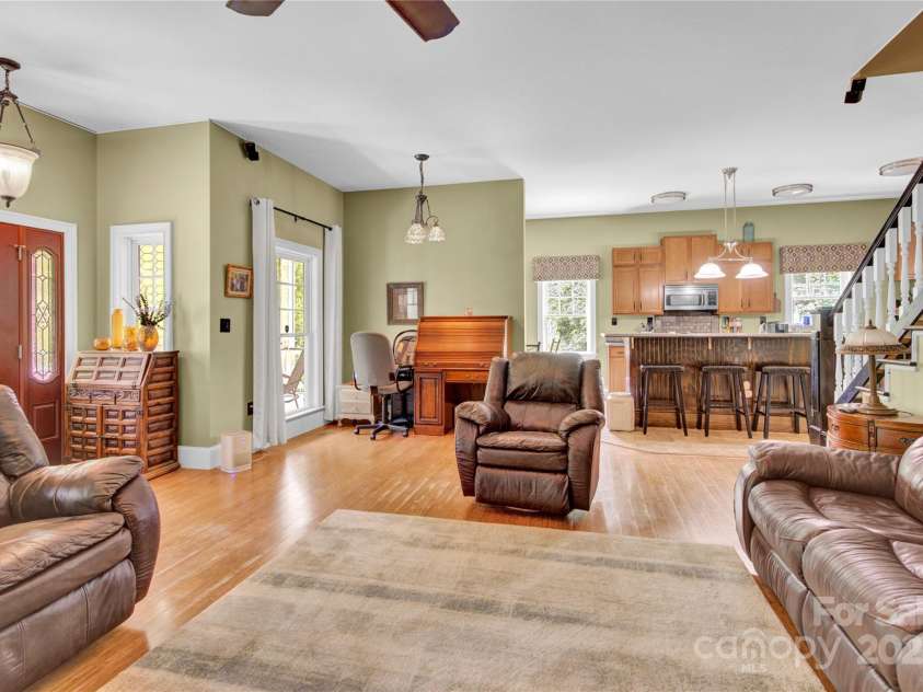 267 Ikerd Drive, Concord, NC 28025.  MLS# CAR4264417, YatesRealty ID 20402. Open Living room to Kitchen