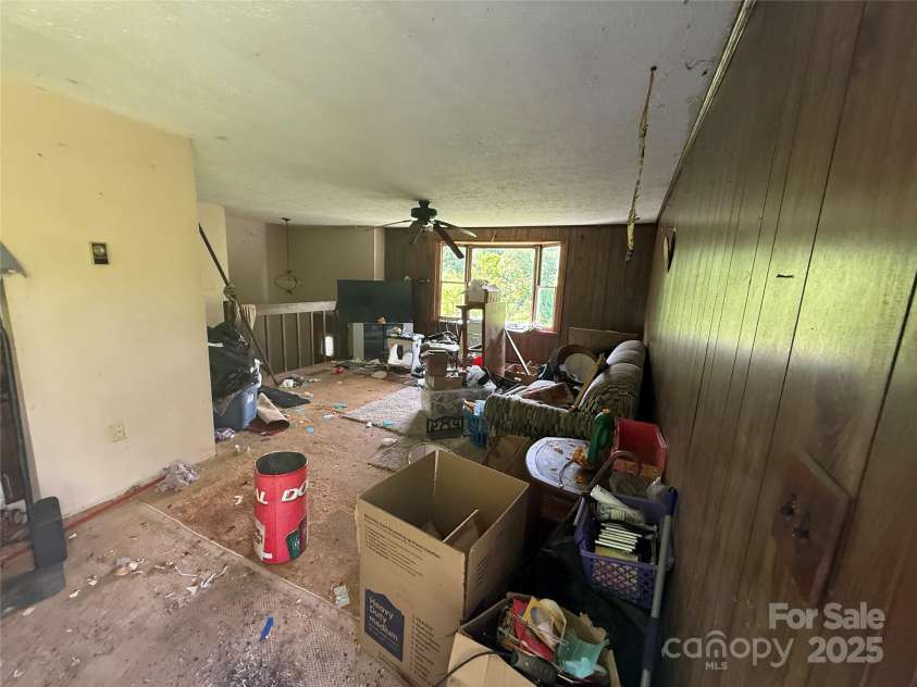 1278 Dry Pond Road, Marshall, NC 28753.  MLS# CAR4265007, YatesRealty ID 20403. 