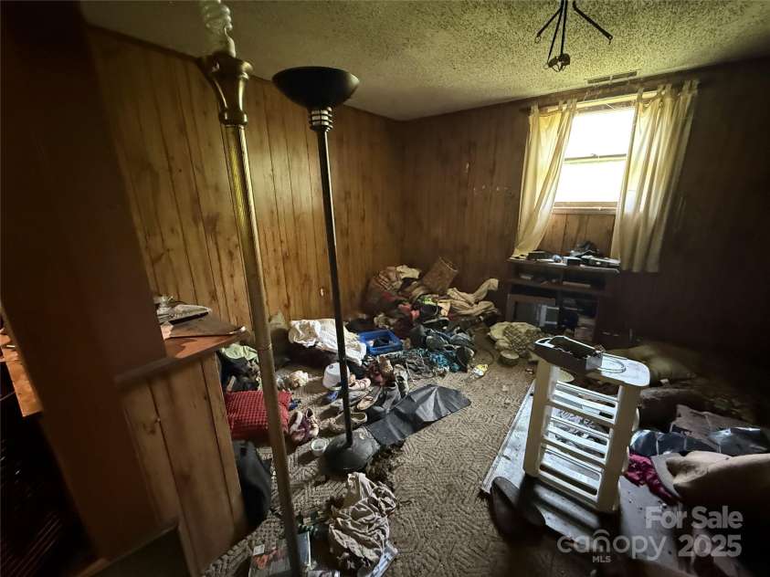 1278 Dry Pond Road, Marshall, NC 28753.  MLS# CAR4265007, YatesRealty ID 20403. 