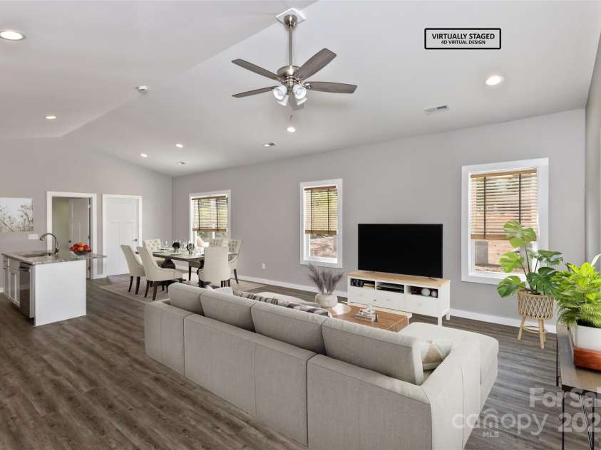 144 Peyton Elaine Road, Clyde, NC 28721.  MLS# CAR4256715, YatesRealty ID 20404. 