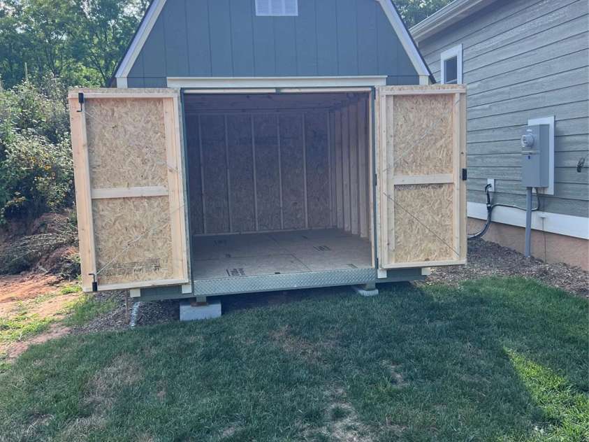 144 Peyton Elaine Road, Clyde, NC 28721.  MLS# CAR4256715, YatesRealty ID 20404. 