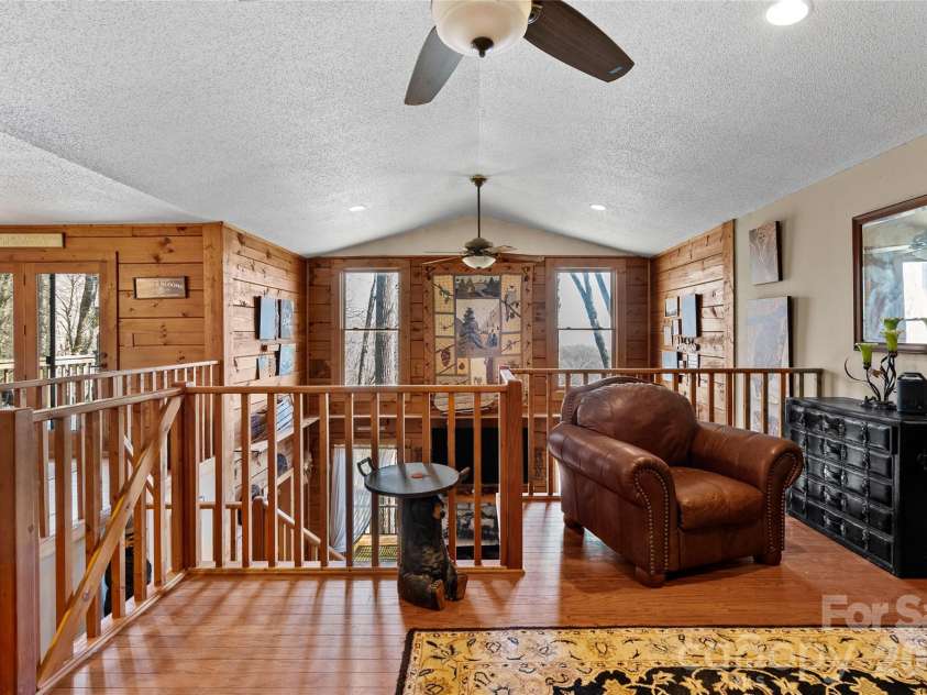 343 Chestnut Village Lane, Mars Hill, NC 28754.  MLS# CAR4366184, YatesRealty ID 20404. 