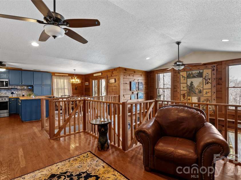 343 Chestnut Village Lane, Mars Hill, NC 28754.  MLS# CAR4366184, YatesRealty ID 20404. 
