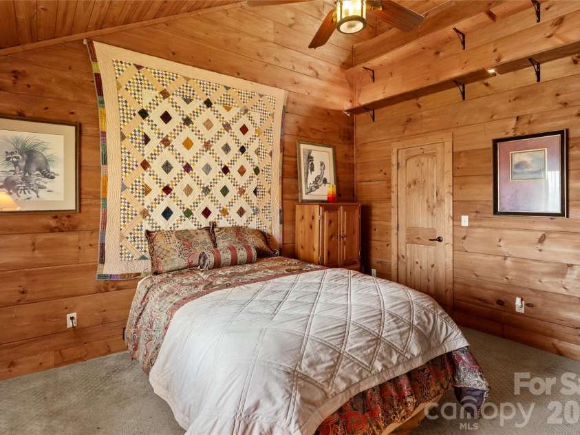 343 Chestnut Village Lane, Mars Hill, NC 28754.  MLS# CAR4366184, YatesRealty ID 20404. 