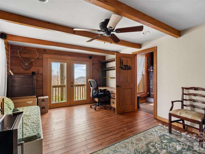 343 Chestnut Village Lane, Mars Hill, NC 28754.  MLS# CAR4366184, YatesRealty ID 20404. 
