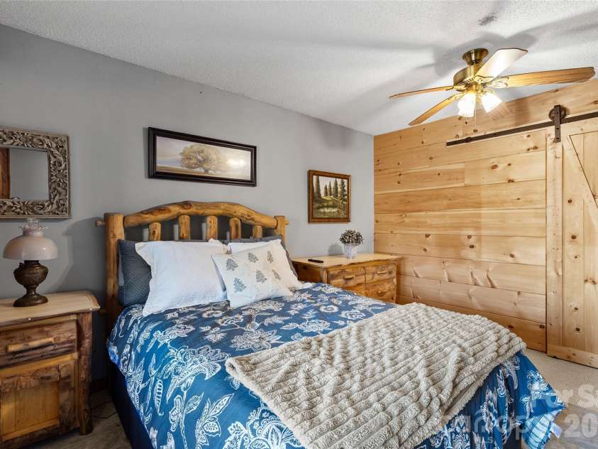 343 Chestnut Village Lane, Mars Hill, NC 28754.  MLS# CAR4366184, YatesRealty ID 20404. 