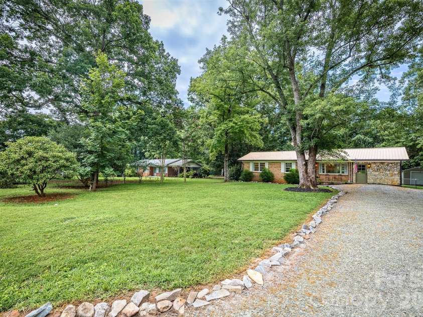 211 Shuffler Road, Morganton, NC 28655.  MLS# CAR4375299, YatesRealty ID 20405. 