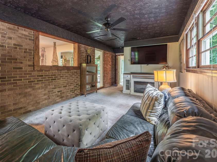 211 Shuffler Road, Morganton, NC 28655.  MLS# CAR4375299, YatesRealty ID 20405. 