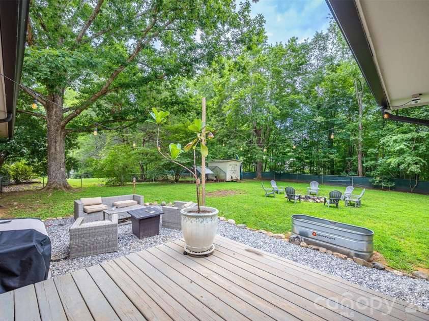 211 Shuffler Road, Morganton, NC 28655.  MLS# CAR4375299, YatesRealty ID 20405. 