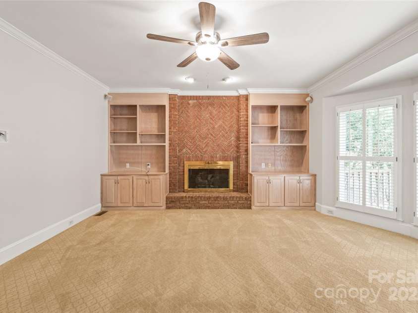 7301 Leharne Drive, Charlotte, NC 28270.  MLS# CAR4269729, YatesRealty ID 20405. 