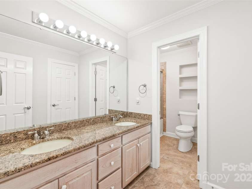 7301 Leharne Drive, Charlotte, NC 28270.  MLS# CAR4269729, YatesRealty ID 20405. 