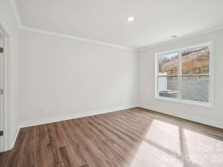 114 Sugg Trail, Weaverville, NC 28787.  MLS# CAR4307816, YatesRealty ID 20406. 