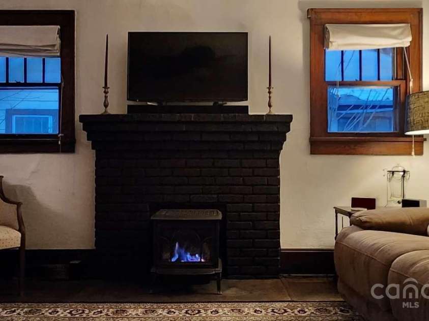 49 Euclid Boulevard, Asheville, NC 28806.  MLS# CAR4249891, YatesRealty ID 20407. 