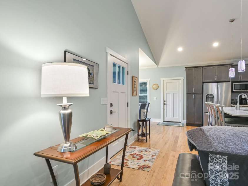 26 Addison Fisher Way, Asheville, NC 28805.  MLS# CAR4262928, YatesRealty ID 20409. 